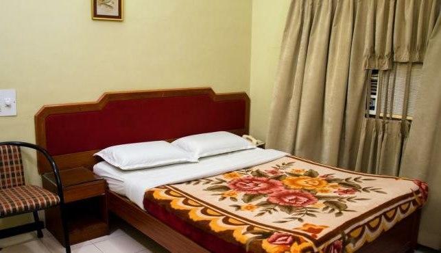 Hotel Bombay Tiffanys Mysore Eksteriør billede