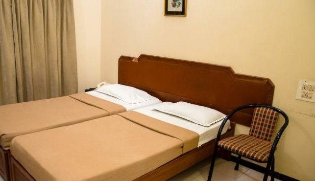 Hotel Bombay Tiffanys Mysore Eksteriør billede